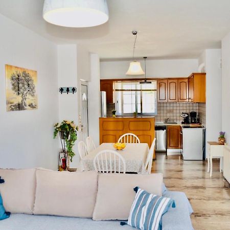Cozy Renovated Apartment "Filoxenia" Káto Darátsos Eksteriør bilde